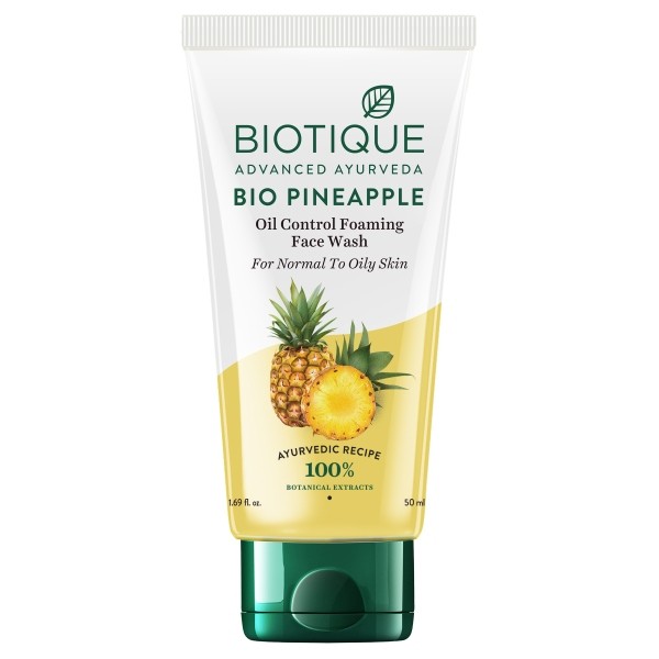 Biotique Face Wash BIO Pineapple OIL Control Foaming 100 ML 